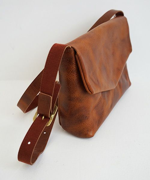 ohta.brown letter bag[ac-20B2]