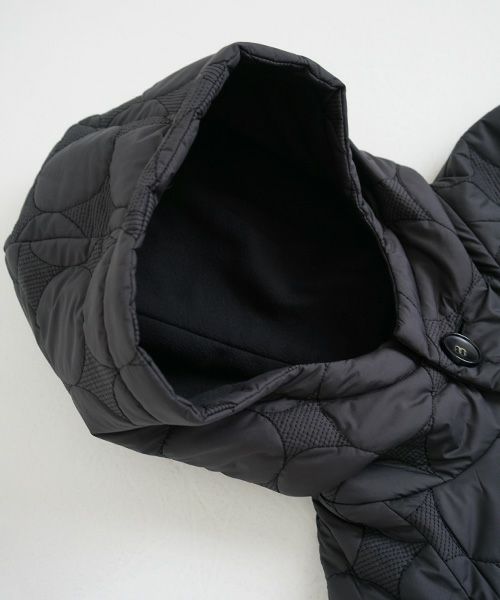 Mochi モチ quilted hood coat[ma9-co-01/black・khaki]