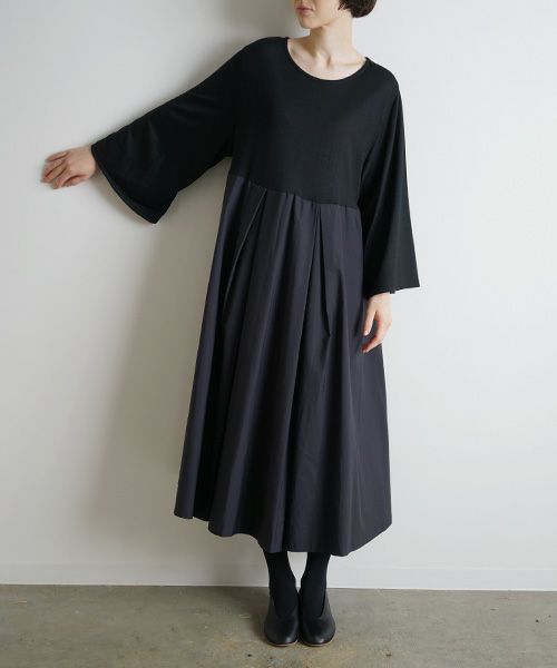 Mochi.モチ.flare sleeve dress [ma9-op-03]
