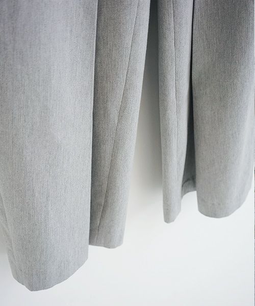 AKIKOAOKI.wide pleated trousers-02[P01-02]