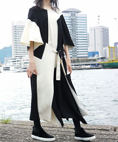 HENRIK VIBSKOV DRESS[BLACK/WHITE CUTS]_