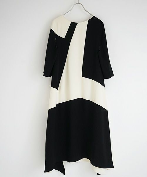 HENRIK VIBSKOV.DRESS[BLACK/WHITE CUTS]_