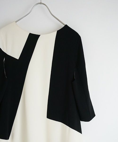 HENRIK VIBSKOV.DRESS[BLACK/WHITE CUTS]_