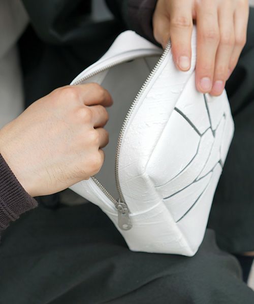 KAGARI YUSUKE.カガリユウスケ.ピクセル・クラッシュ[w19-05 wh/crash]