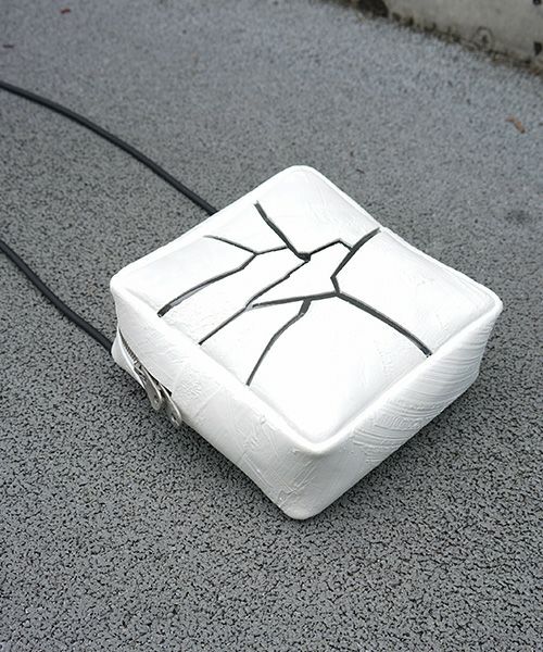 KAGARI YUSUKE.カガリユウスケ.ピクセル・クラッシュ[w19-05 wh/crash]