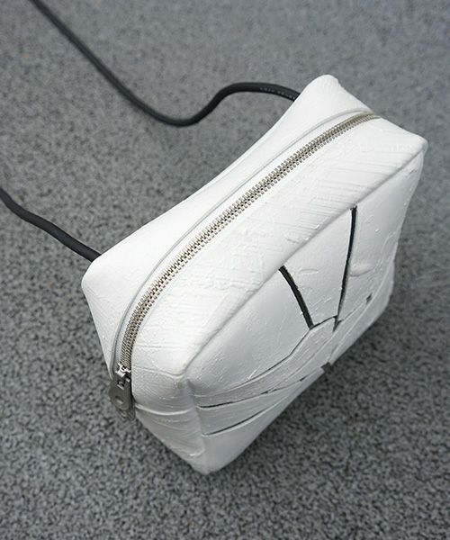 KAGARI YUSUKE.カガリユウスケ.ピクセル・クラッシュ[w19-05 wh/crash]