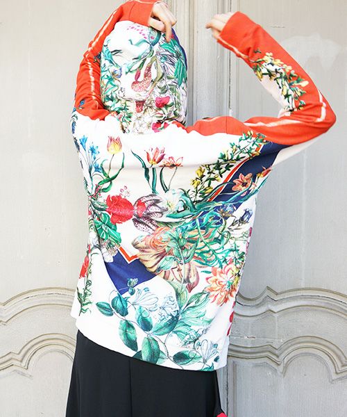 AHCAHCUM あちゃちゅむ.フラワーラインパーカー