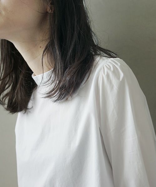 Mochi.モチ.gather blouse [ms02-sh-05/white]