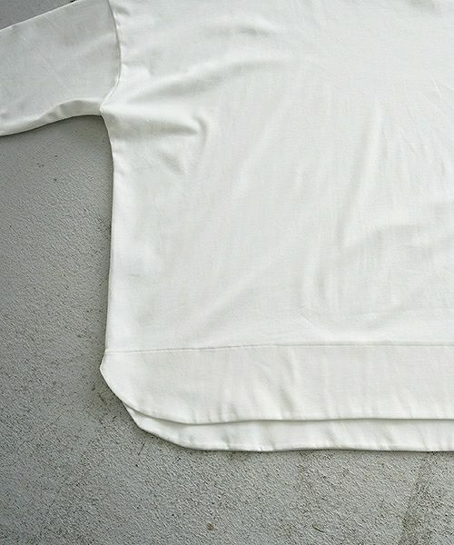 Mochi.モチ.suvin long sleeved t-shirt.[white]