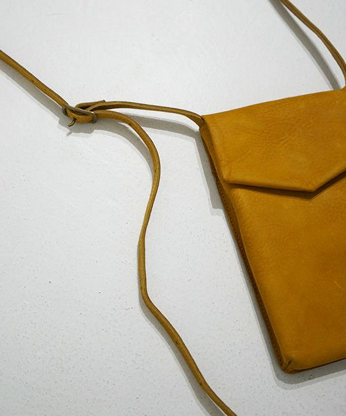 ohta オオタ.yellow slim letter bag[ac-21Y8]