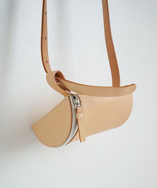 Building Block ビルディングブロック BELTPACK IN VEG TAN[32/A.VEG TAN]