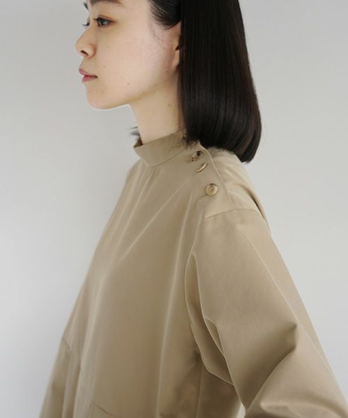 Mochi.モチ.hight neck tuck dress [khaki beige]