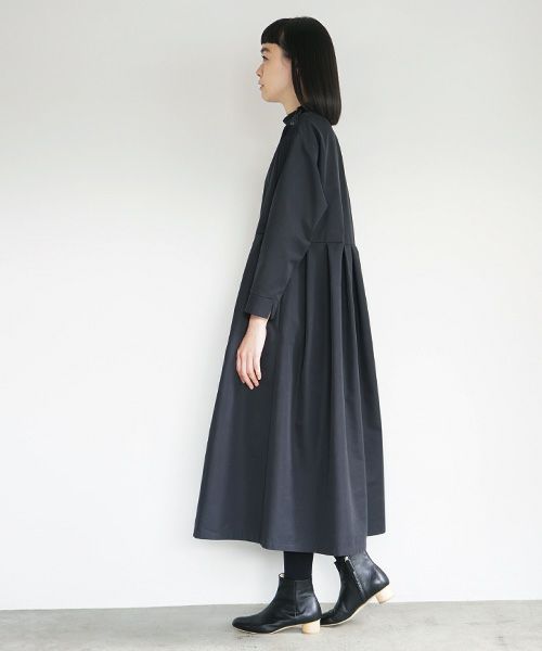 Mochi.モチ.hight neck tuck dress [black]