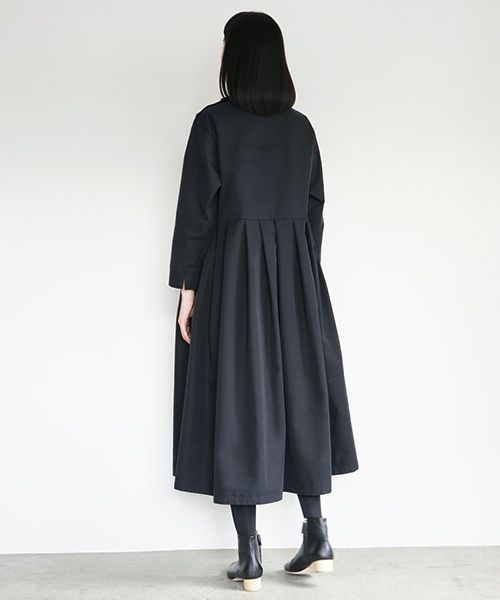 Mochi.モチ.hight neck tuck dress [black]
