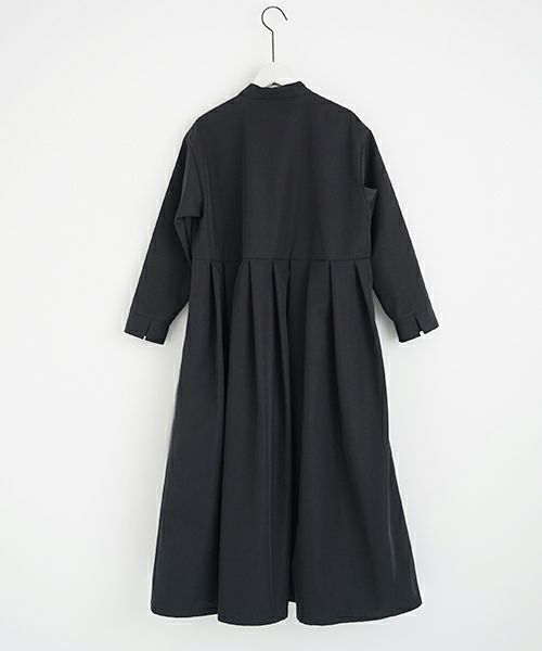 Mochi.モチ.hight neck tuck dress [black]