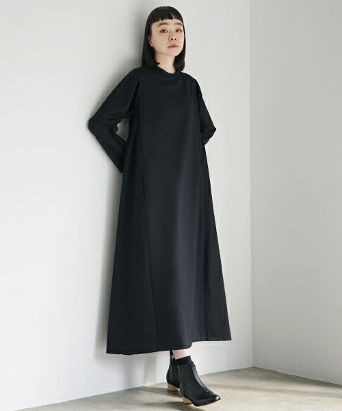 Mochi モチ trapeze dress [black]