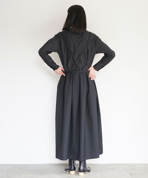 Mochi.モチ.suspender skirt [black]