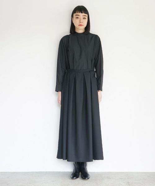 Mochi.モチ.suspender skirt [black]