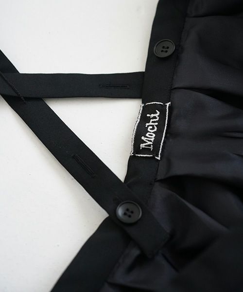 Mochi.モチ.suspender skirt [black]