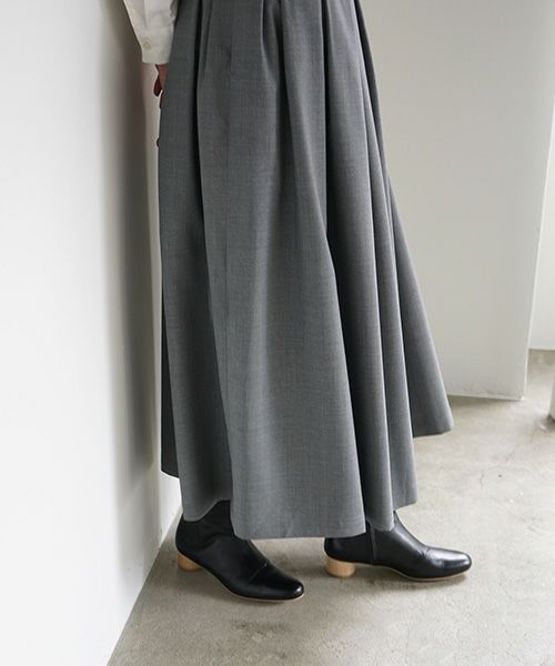 Mochi.モチ.suspender skirt [grey]