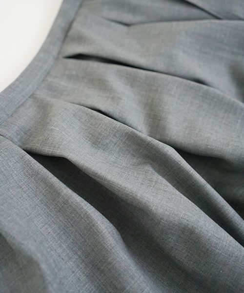 Mochi.モチ.suspender skirt [grey]