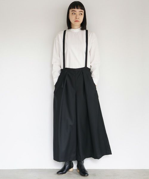 Mochi.モチ.suspender wide pants [black]