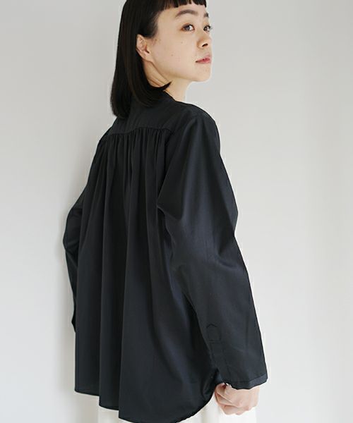Mochi.モチ.no collar shirt [black]