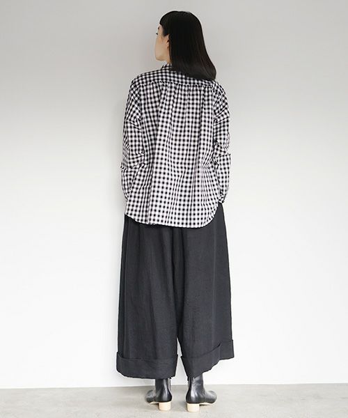 Mochi.モチ.no collar shirt [gingham check]