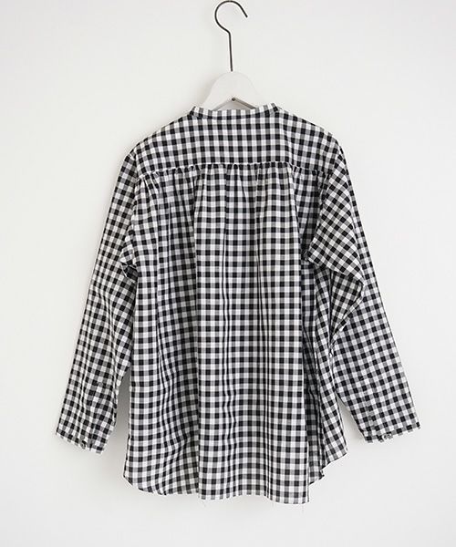 Mochi.モチ.no collar shirt [gingham check]