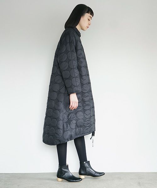 Mochi.モチ.quilted coat [black]