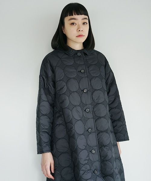 Mochi.モチ.quilted coat [black]