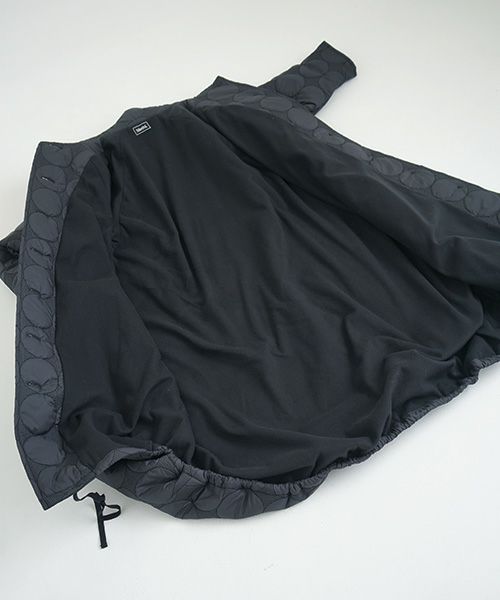 Mochi.モチ.quilted coat [black]