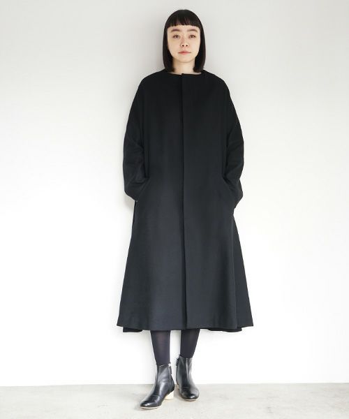 Mochi.モチ.no collar coat [black]