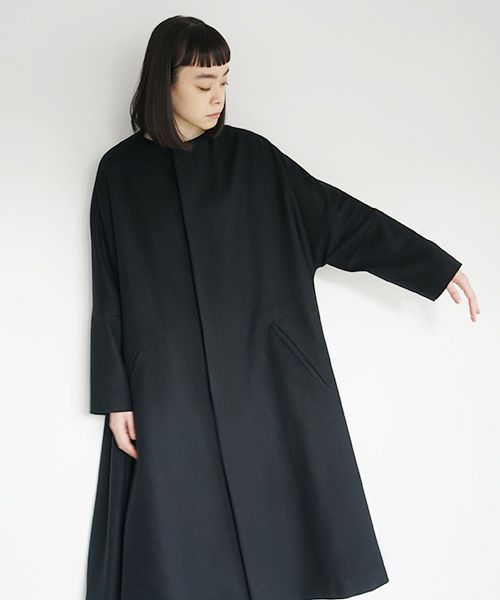 Mochi.モチ.no collar coat [black]