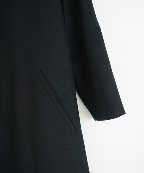 Mochi.モチ.no collar coat [black]
