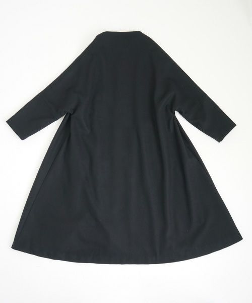 Mochi.モチ.no collar coat [black]