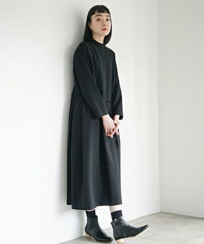 Mochi<br>モチ<br>【standard】high neck dress [black]<br>ブラックドレス