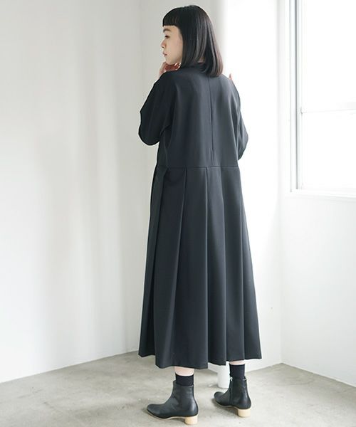 Mochi<br>モチ<br>high neck dress [black]<br>ブラックドレス