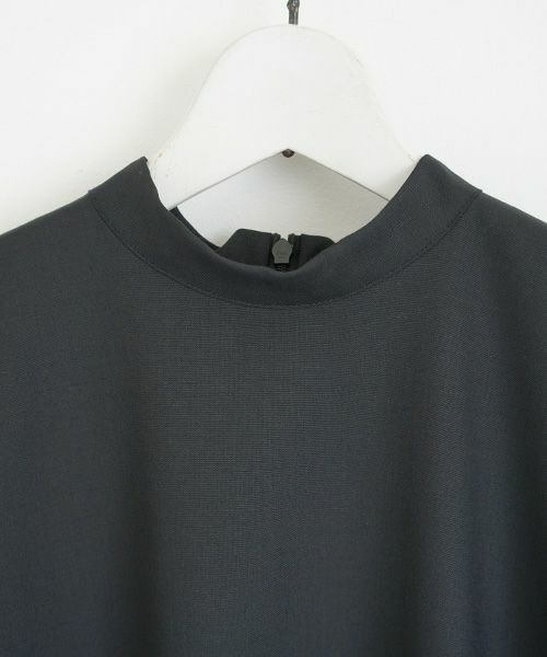 Mochi<br>モチ<br>high neck dress [black]<br>ブラックドレス