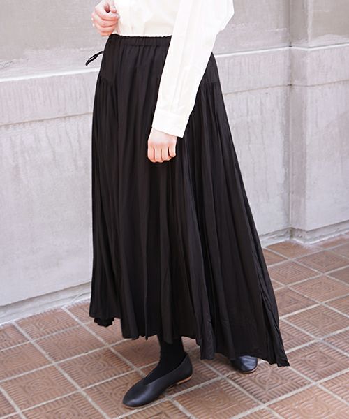 suzuki takayukiスズキタカユキlong skirt[A211-22/black]suzuki