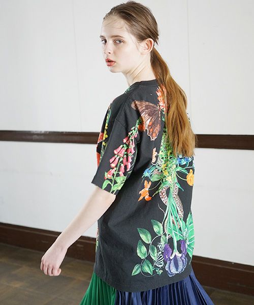 AHCAHCUM.あちゃちゅむ.お花の体Tシャツ[01-203-1501/black]