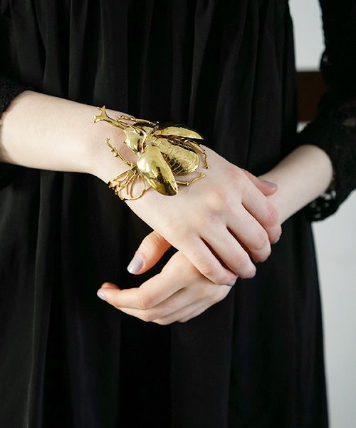 AHCAHCUM.あちゃちゅむ.ahcahcum×Ishida Makoto.カブトムシ バングル[01-203-4904]