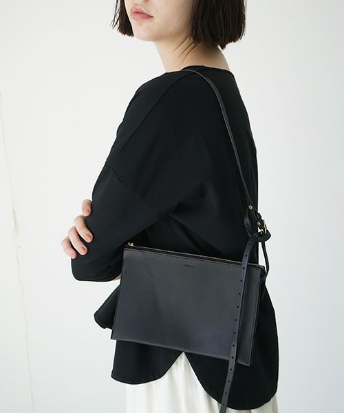 nejicommu.ネジコミュ.MATTER MULTI CASE L [BLACK]