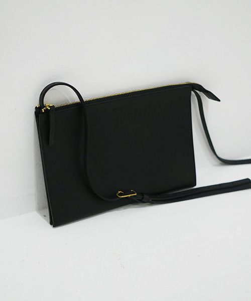 nejicommu.ネジコミュ.MATTER MULTI CASE L [BLACK]