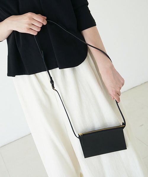 nejicommu.ネジコミュ.MATTER MULTI CASE M [BLACK]