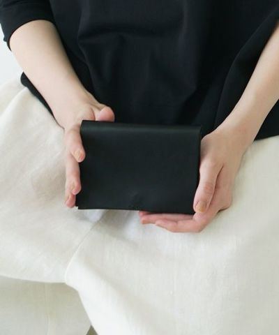 nejicommu.ネジコミュ.MATTER FLAP WALLET [BLACK]