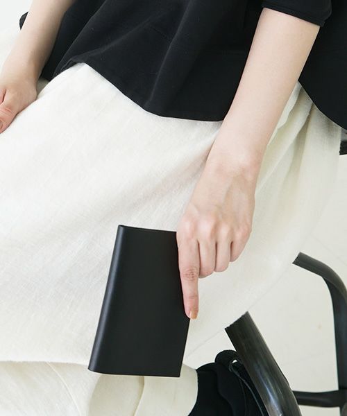 nejicommu.ネジコミュ.MATTER FLAP WALLET [BLACK]