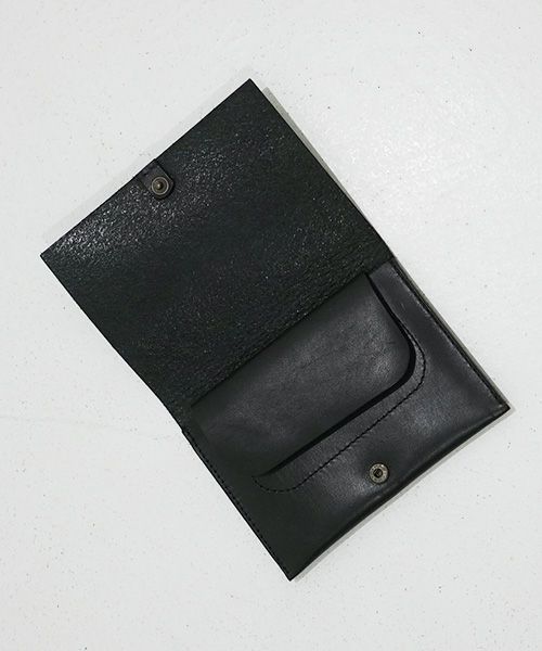 nejicommu.ネジコミュ.MATTER FLAP WALLET [BLACK]
