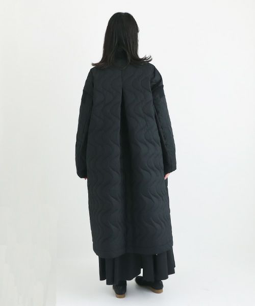 ohta オオタ.black quilt coat [jk-42B]