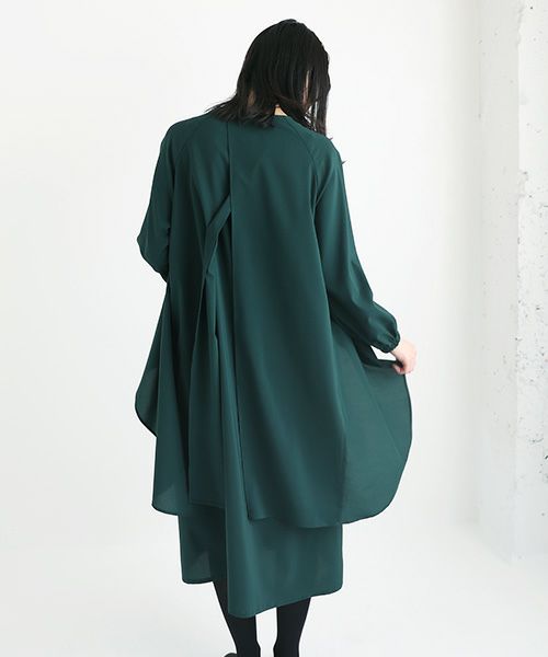 JUN OKAMOTO ジュンオカモト .深い森の奥に住む魔女みたいなワンピース[RO-33222・GREEN]